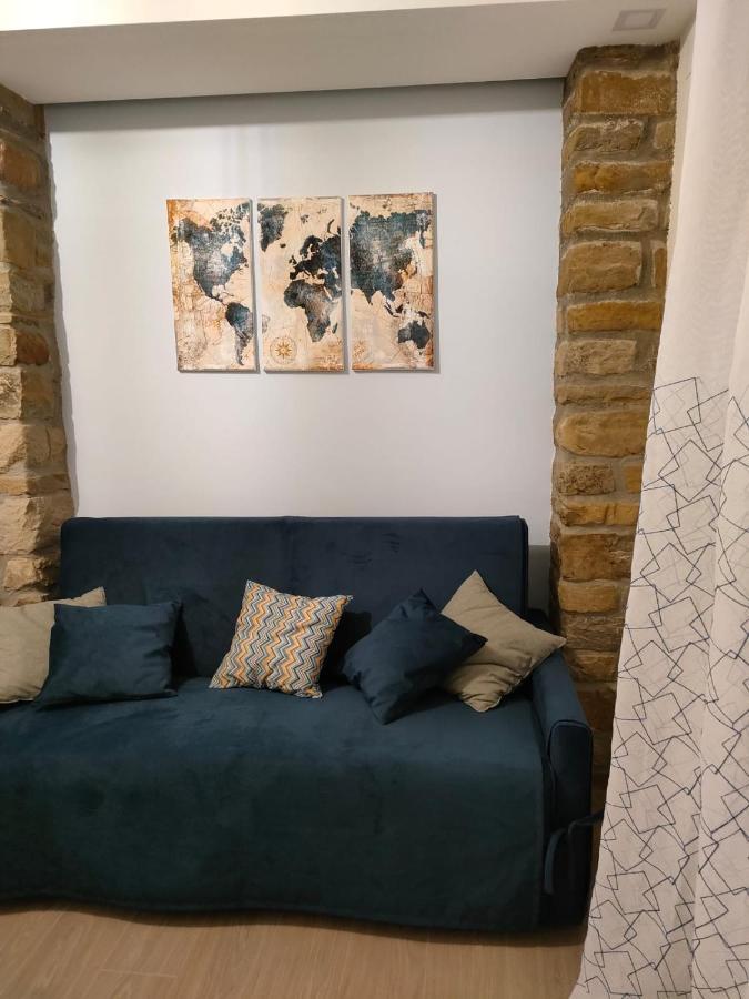 La Petite Maison ピエトラペルトーザ エクステリア 写真